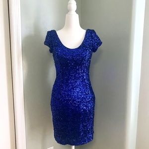 Alyce Paris Sapphire sequin dress size 0